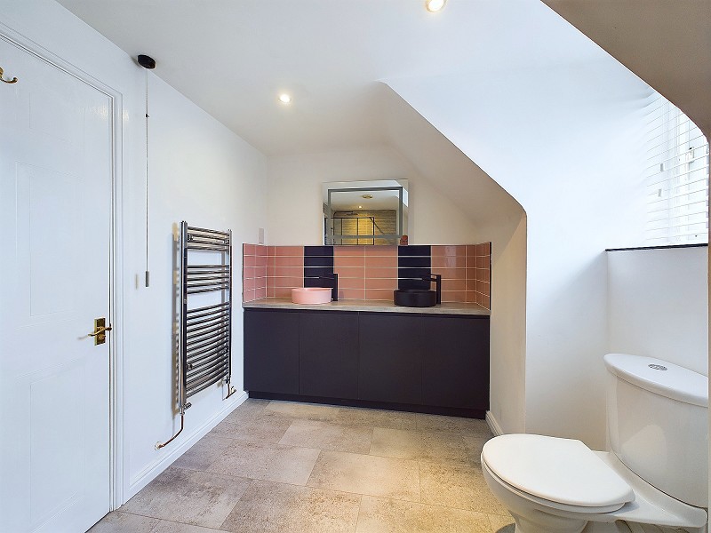 En Suite Shower Room