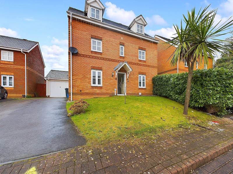 Front Garden & Entrance