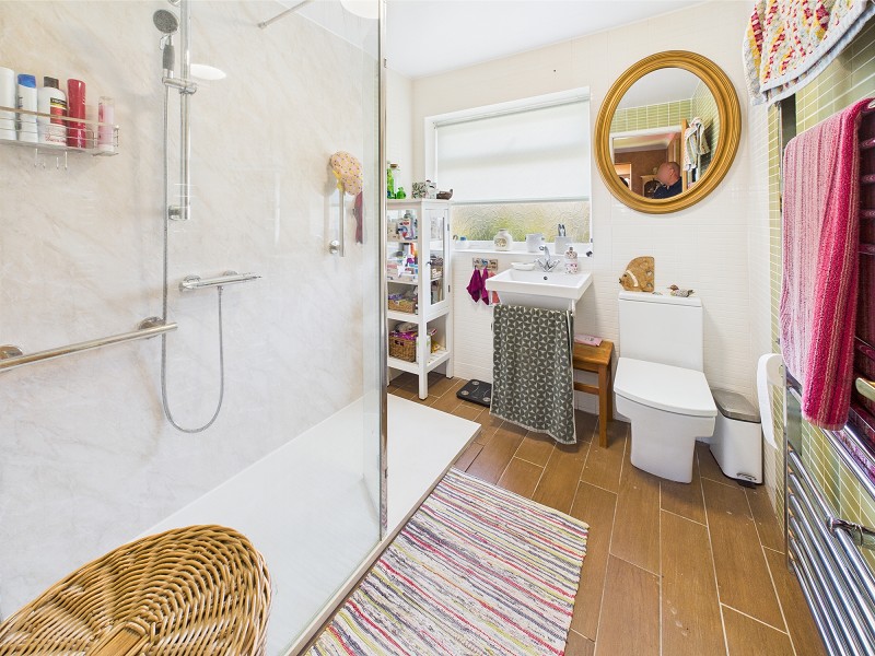 Shower Room/Wc