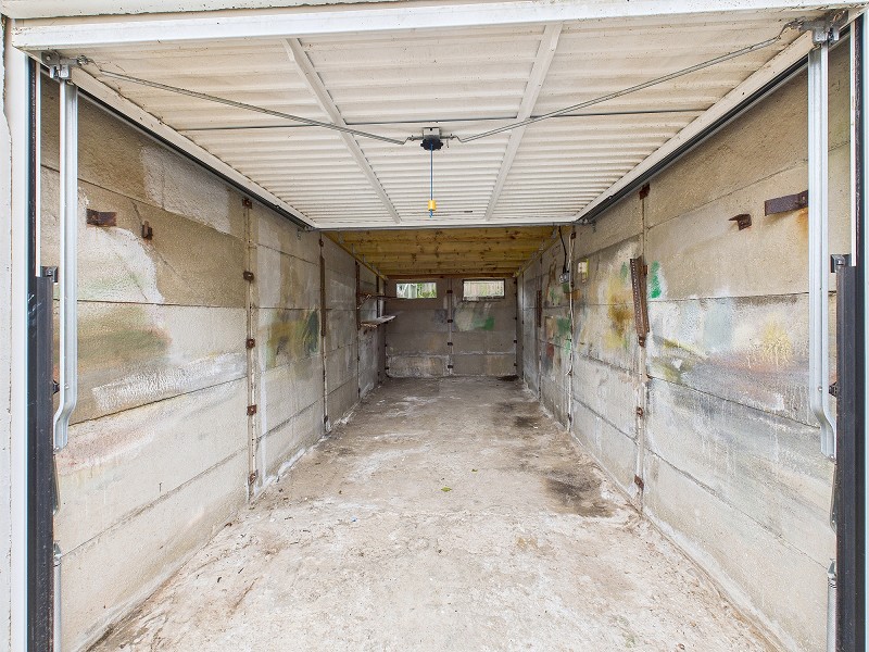 Detached Garage