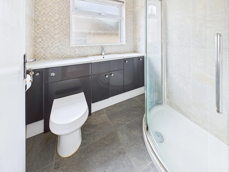 Shower Room/Wc