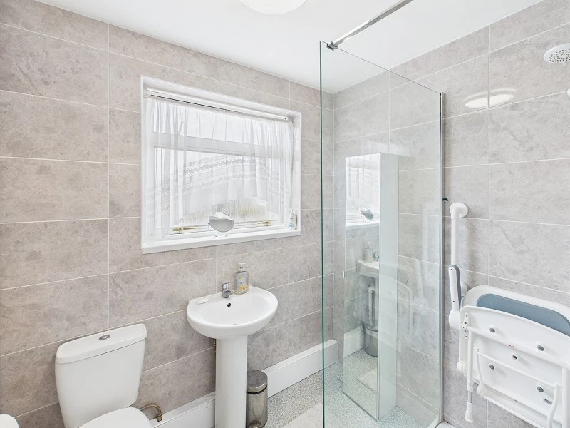 Shower Room/Wc