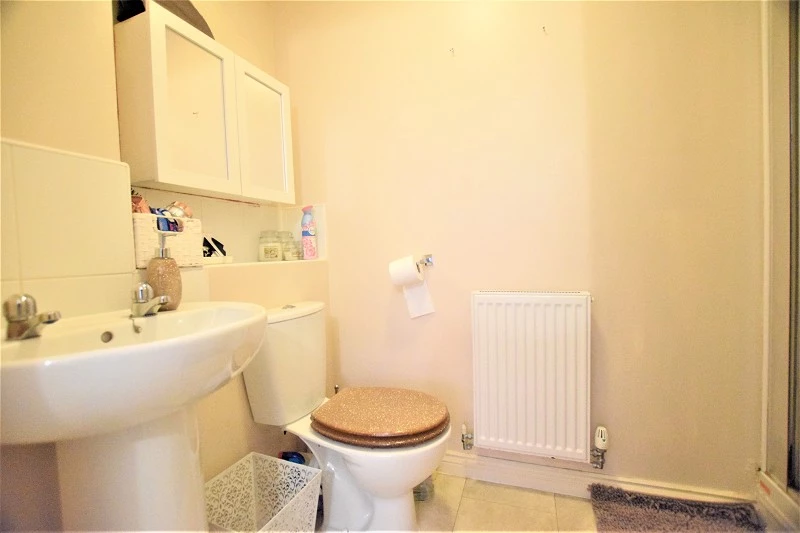 En-suite shower room