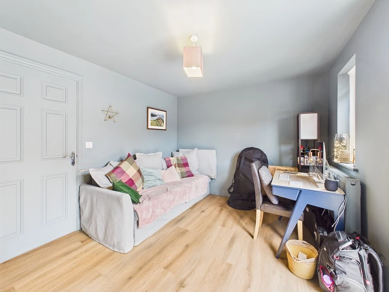 Ground Floor Bedroom/Guest Room