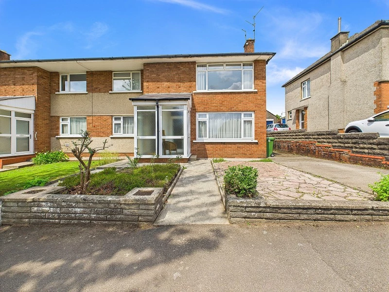 Front Garden & Entrance