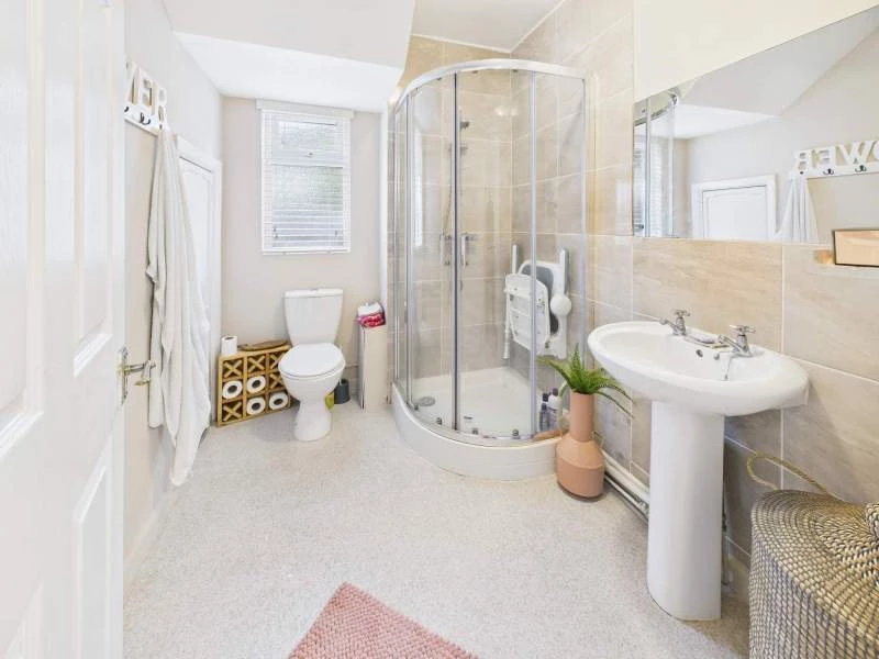 Shower Room/Wc