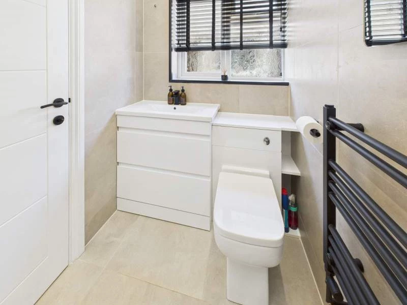 Shower Room/Wc