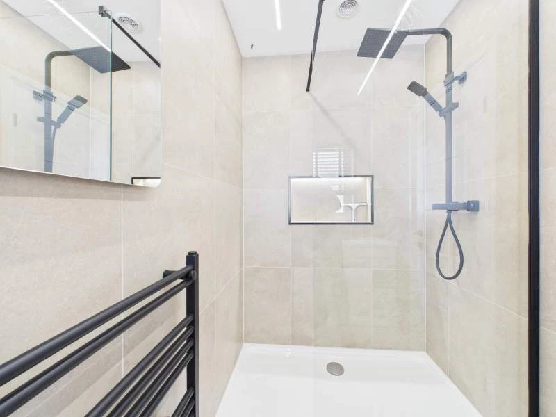 Shower Room/Wc
