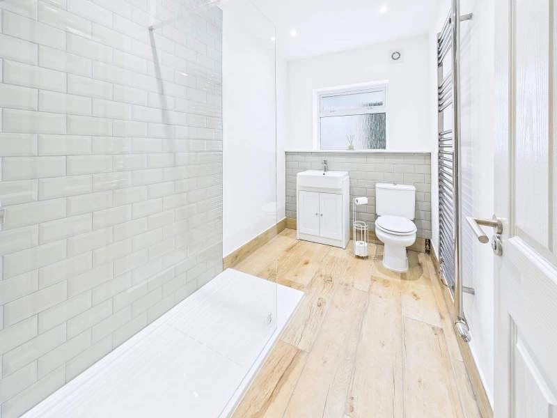 Shower Room/Wc
