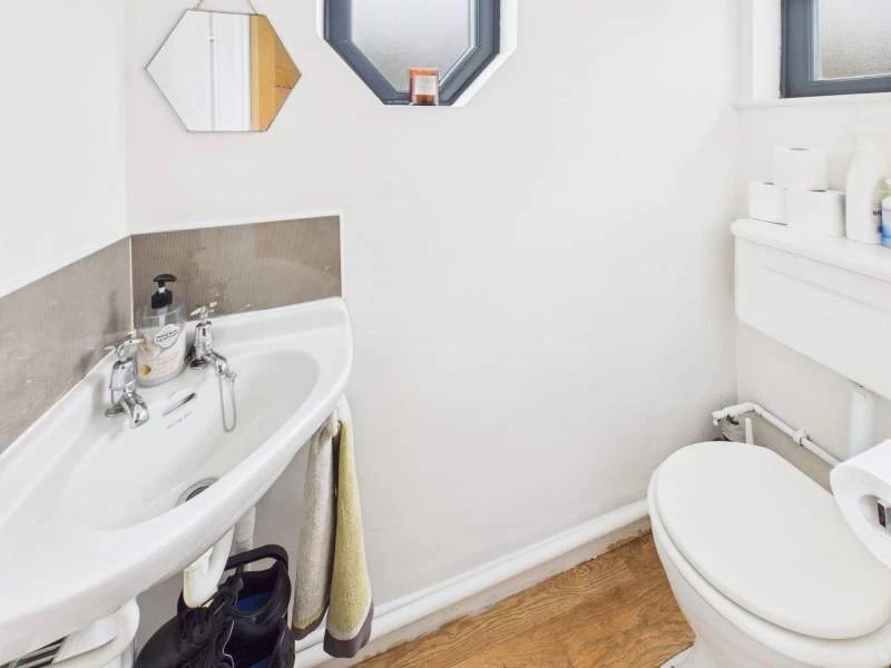 Ground Floor WC