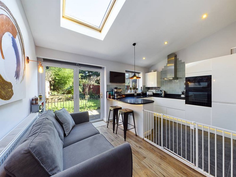 Open Plan Sitting Area/Dining Area/Kitchen