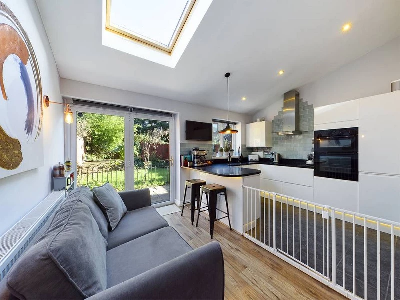 Open Plan Sitting Area/Dining Area/Kitchen