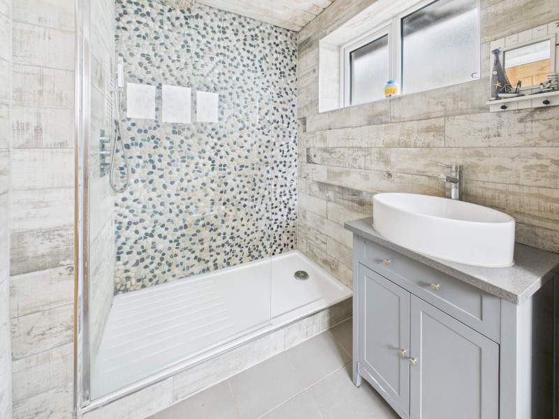 Bathroom Second Angle