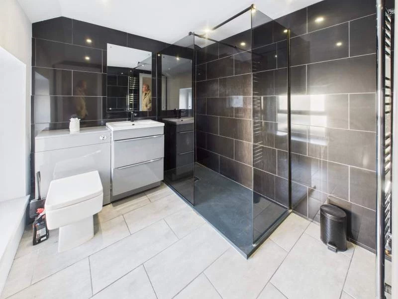 Shower Room/Wc