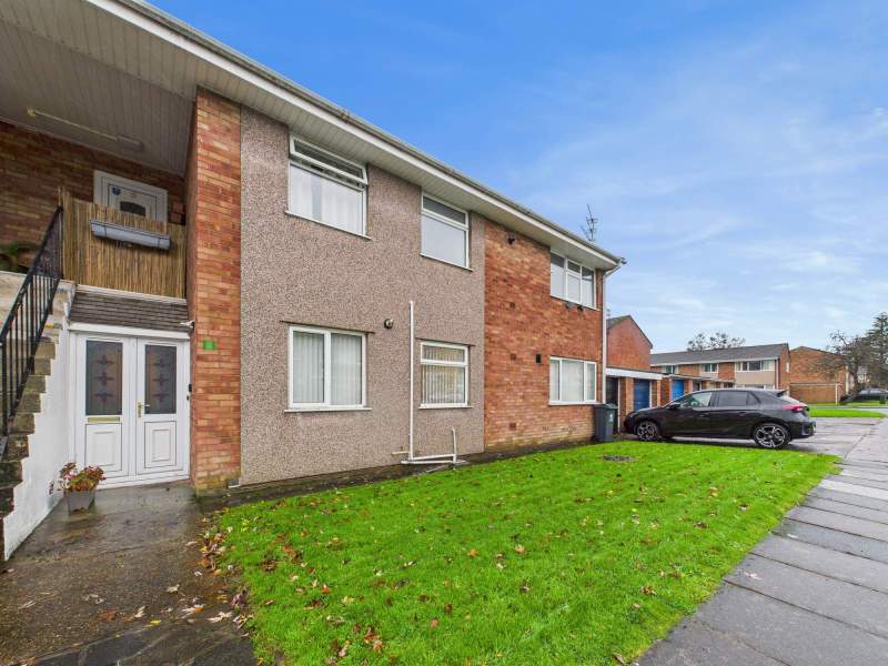 Front Garden & Entrance