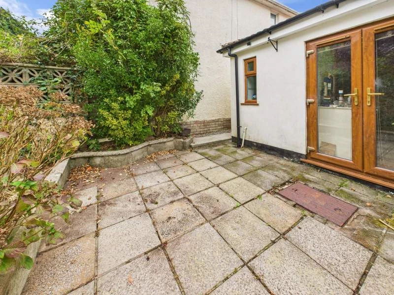 Annexe patio area
