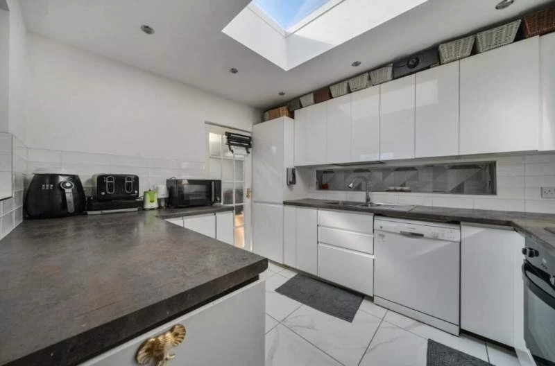 Kitchen Second Angle