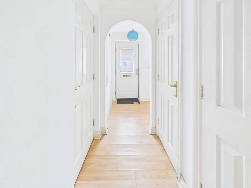 Entrance Hallway 2