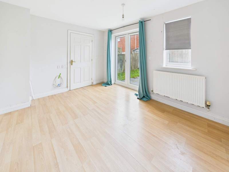 Ground Floor Bedroom/Guest Room