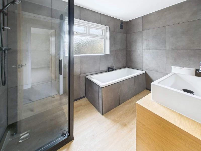 Bathroom Second Angle