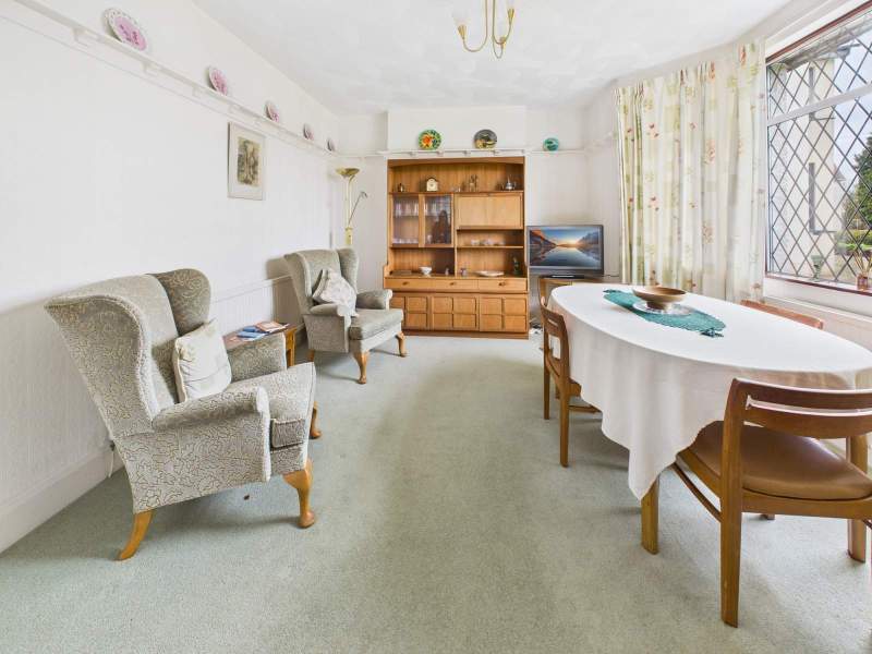 Family room/dining room