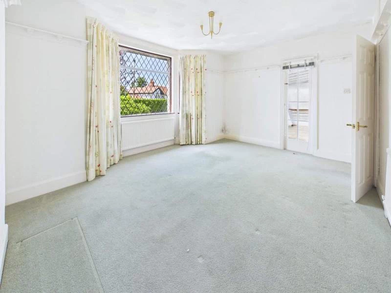 Family room/dining room