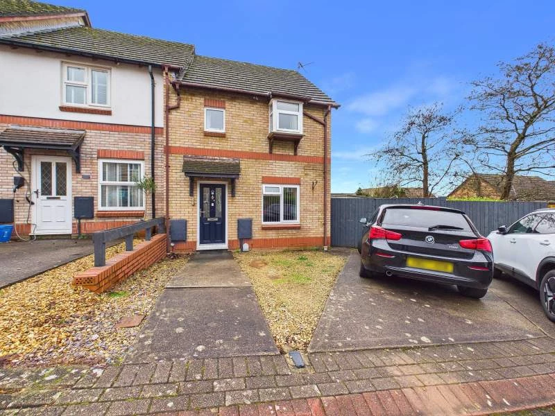 Driveway & Front Entrance
