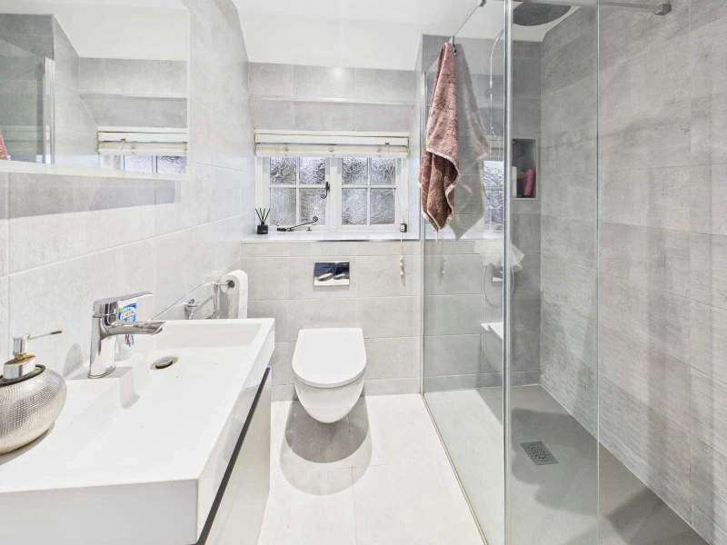 Shower Room/Wc