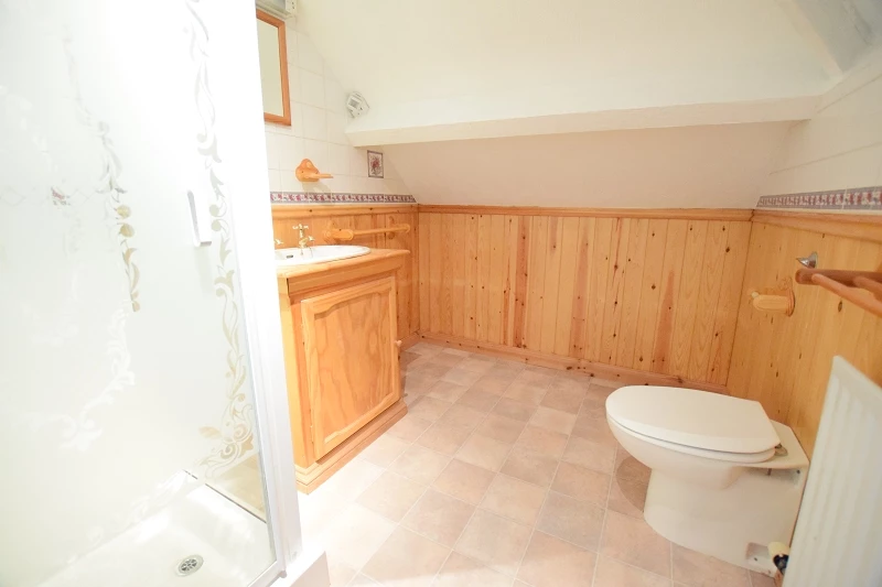 En-suite shower room