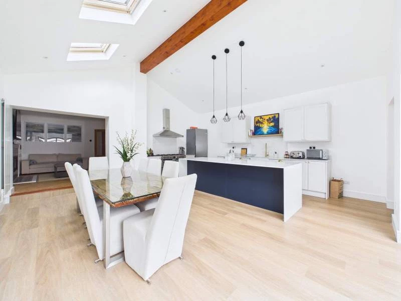 Additional Picture 2