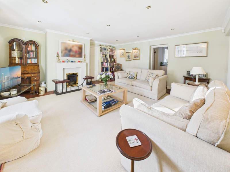 Principal Reception Room
