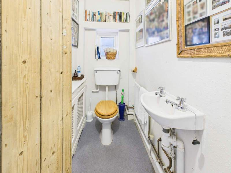 WC 2