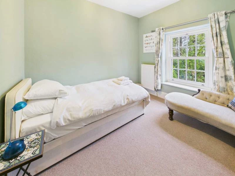 Bedroom 1 Cottage 1