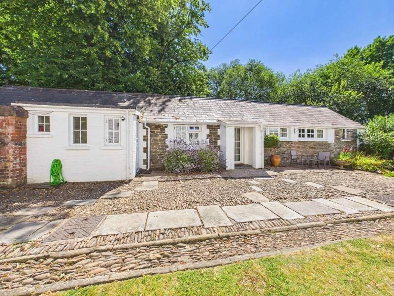 Detached Garden Studio