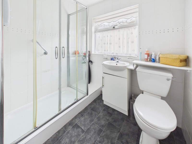 Ground floor shower room/wc