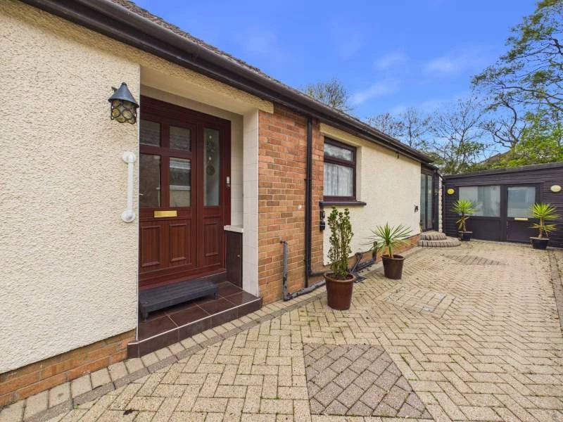 Entrance Porch