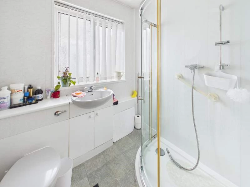 Shower Room/Wc