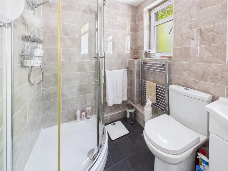 Bathroom Second Angle