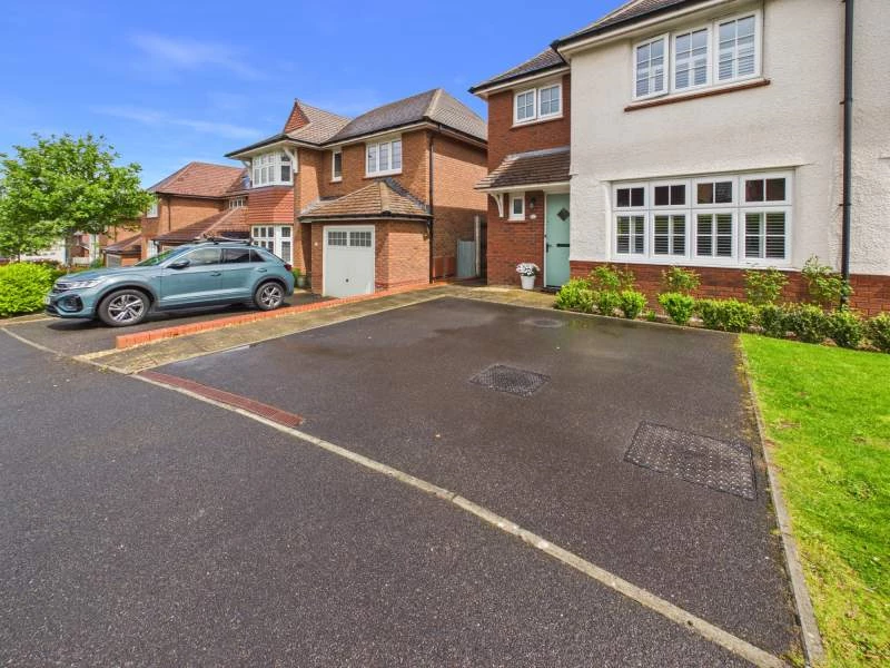 Driveway & Front Garden