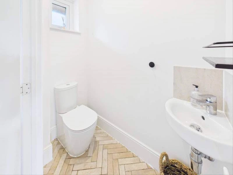 Ground Floor WC