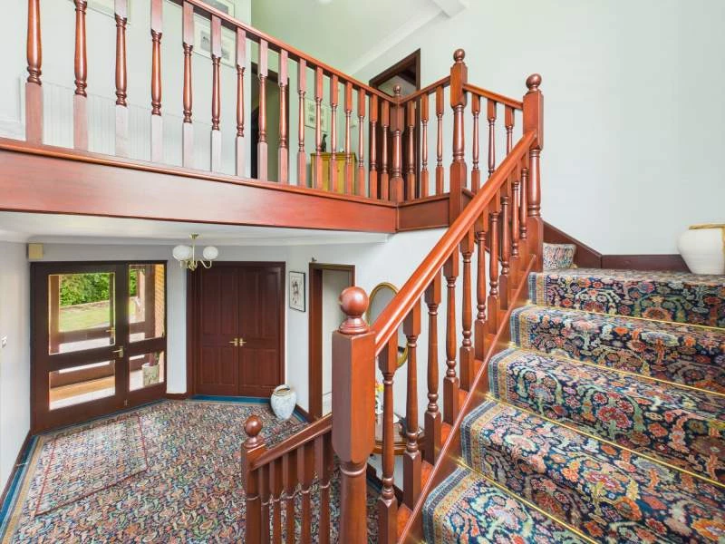 Galleried landing