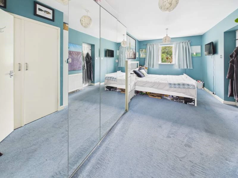 Bedroom 1 with En Suite & Dressing Area