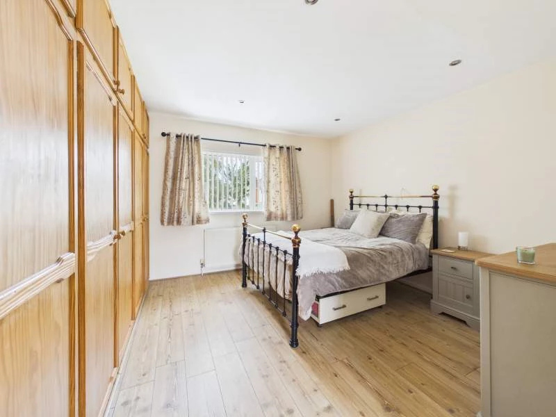 Bedroom 1 with en-suite shower/wc