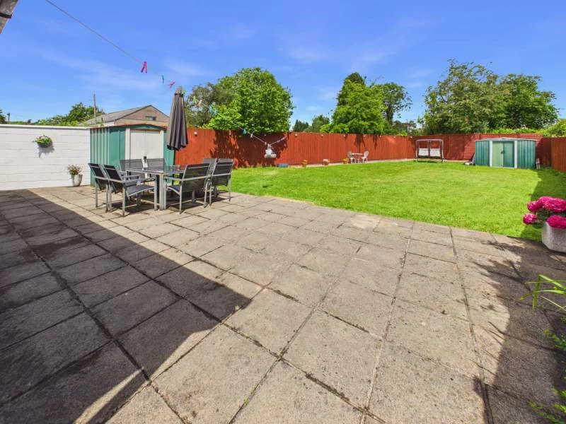 Paved Terrace/Rear Garden