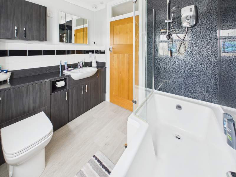 Bathroom Second Angle
