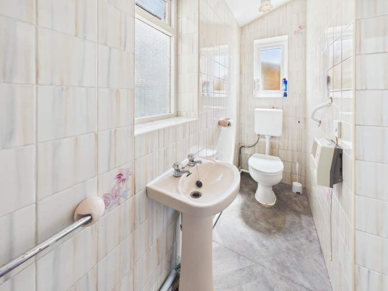 Ground Floor WC
