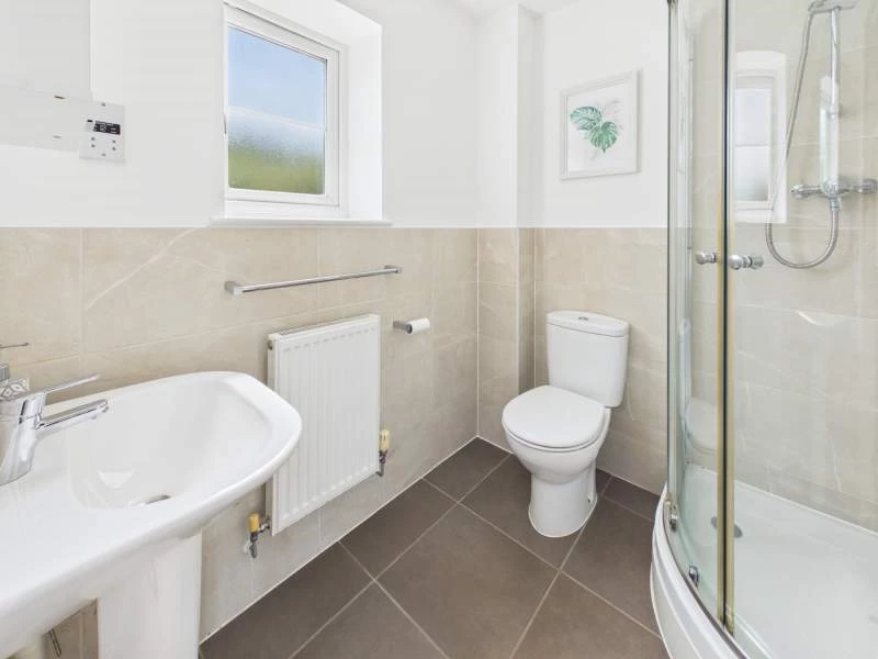 En Suite Shower Room