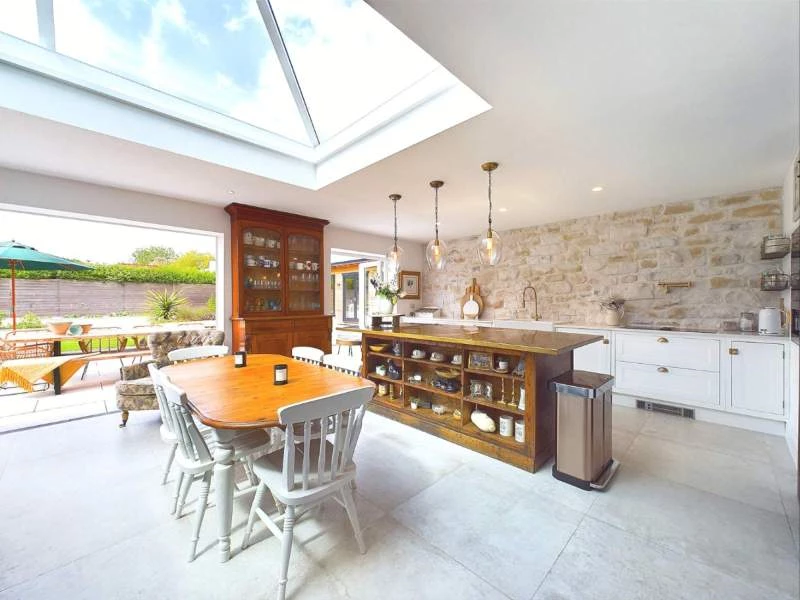 Kitchen/family/dining area