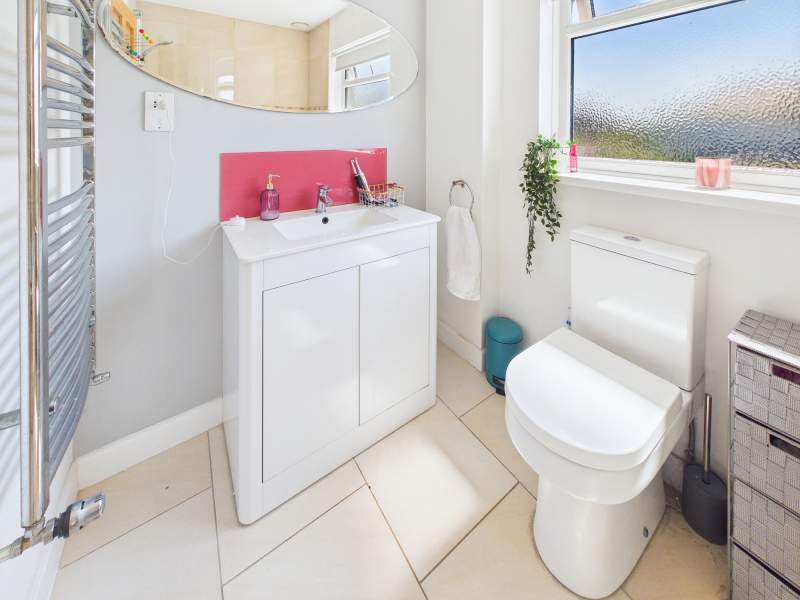 Bathroom Second Angle