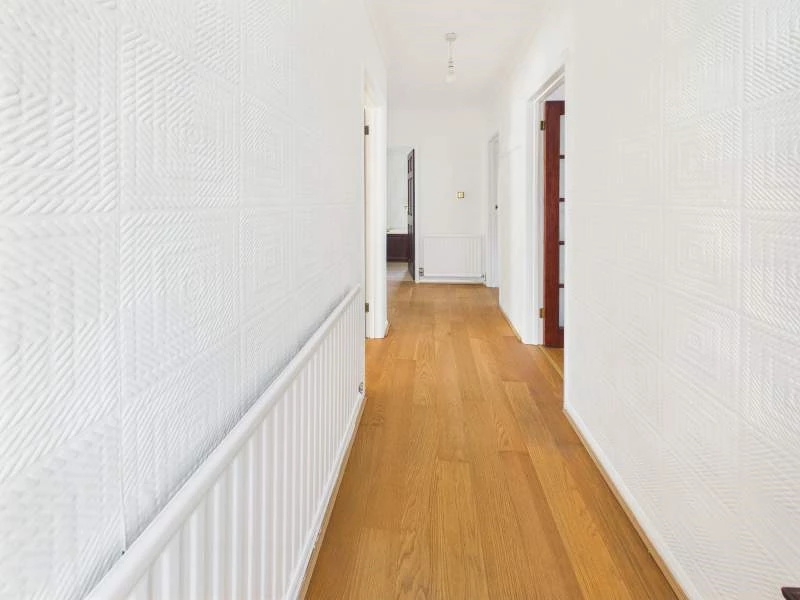 Entrance hallway second angle
